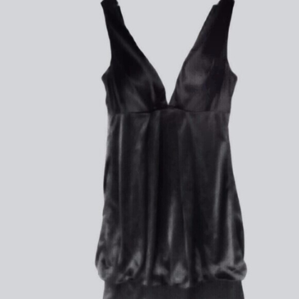 Sexy Silky Black Plunge Cocktail Party Satin Mini Plunge V-Neck Dress Max Studio